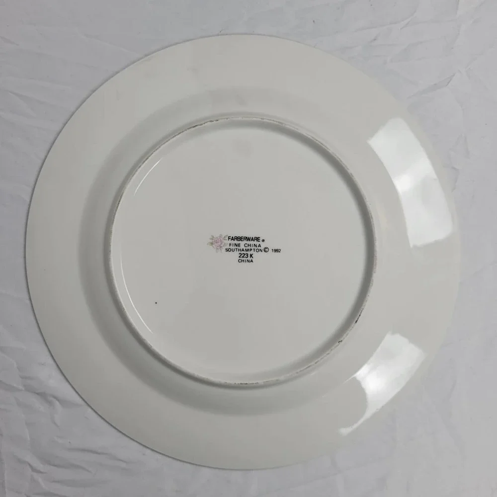 Farberware Fine China Southampton 1992 223K Dinner Plate